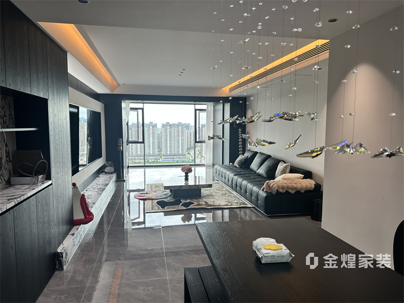 國(guó)貿(mào)前海灣現(xiàn)代極簡(jiǎn)風(fēng)